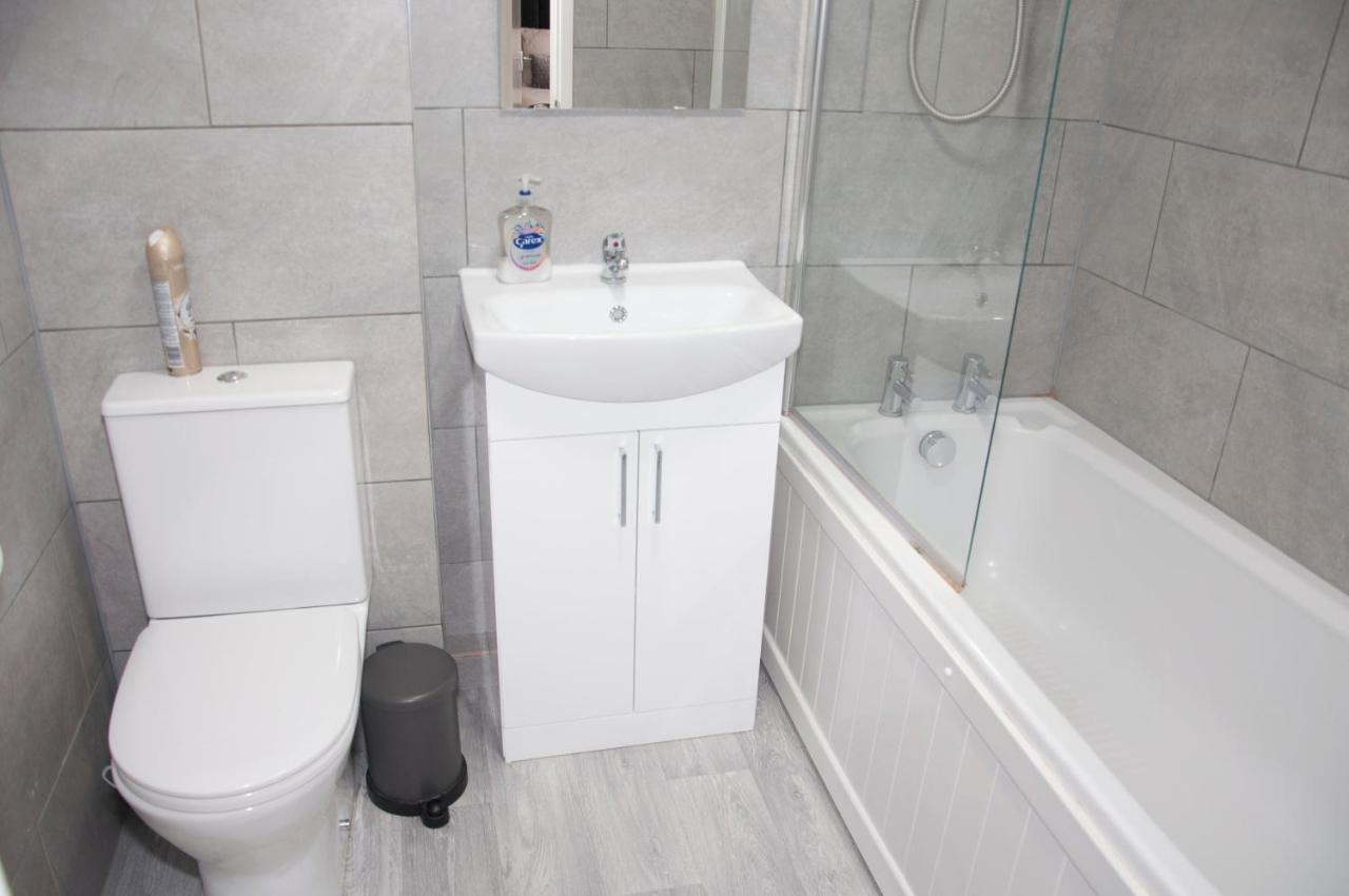 Watford Gemini - Thanet House, Nr Watford Metropolitan, M1,M25 מראה חיצוני תמונה