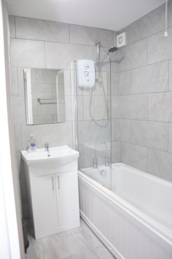 Watford Gemini - Thanet House, Nr Watford Metropolitan, M1,M25 מראה חיצוני תמונה